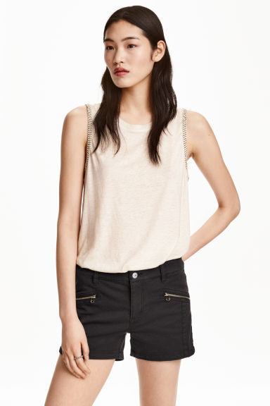 Sleeveless top